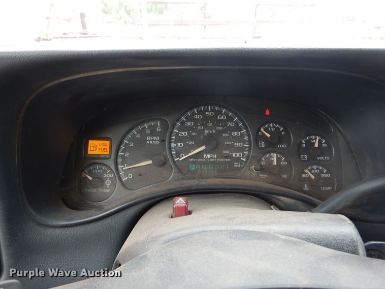 image for item DN0351 2001 GMC Sierra 1500  Crew Cab pickup truck