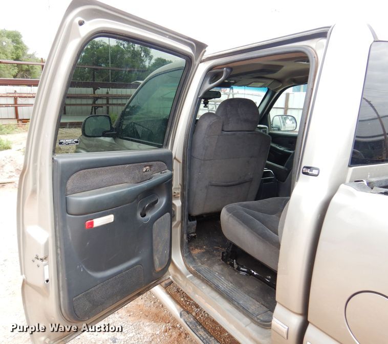 image for item DN0351 2001 GMC Sierra 1500  Crew Cab pickup truck