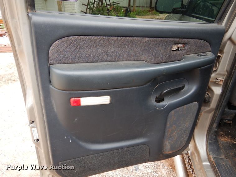 image for item DN0351 2001 GMC Sierra 1500  Crew Cab pickup truck