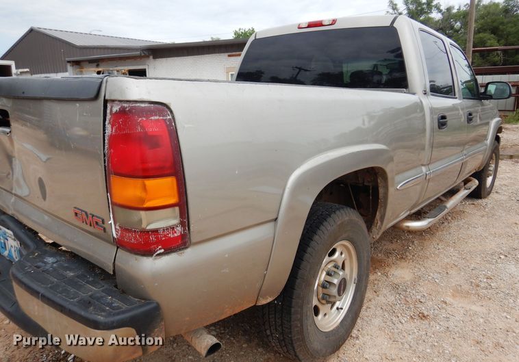 image for item DN0351 2001 GMC Sierra 1500  Crew Cab pickup truck