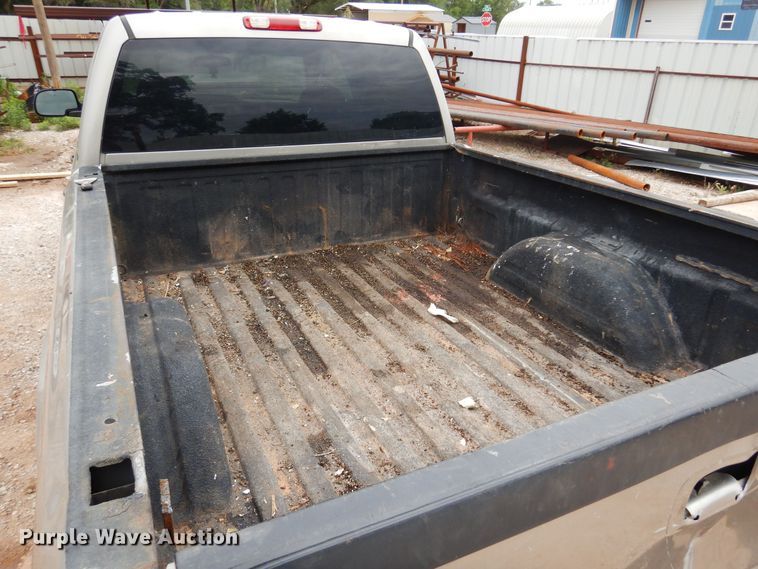 image for item DN0351 2001 GMC Sierra 1500  Crew Cab pickup truck
