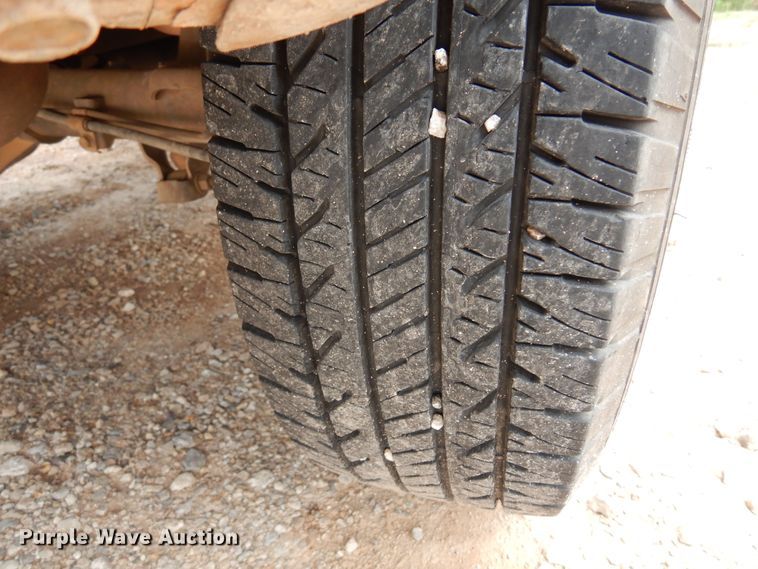 image for item DN0351 2001 GMC Sierra 1500  Crew Cab pickup truck