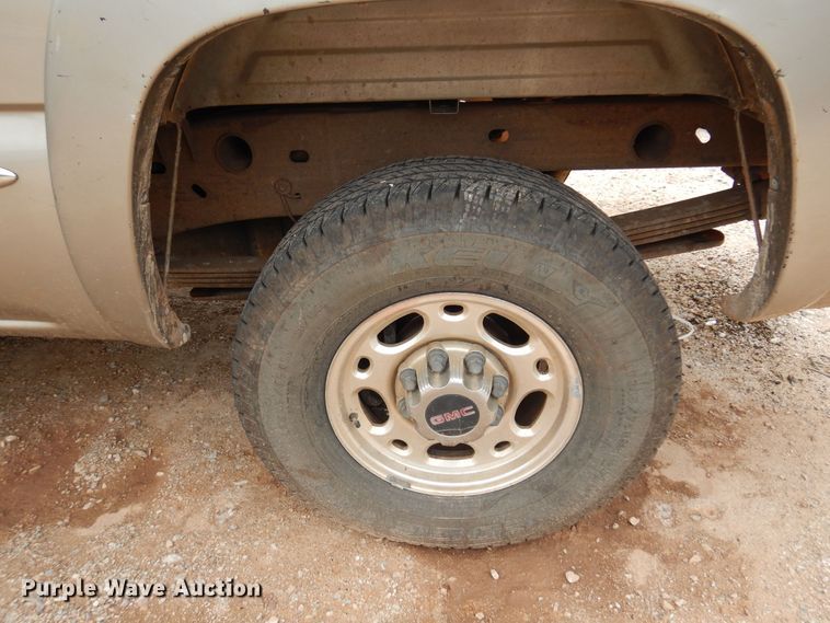 image for item DN0351 2001 GMC Sierra 1500  Crew Cab pickup truck