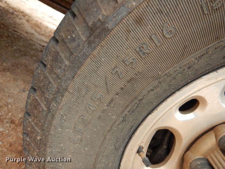 image for item DN0351 2001 GMC Sierra 1500  Crew Cab pickup truck