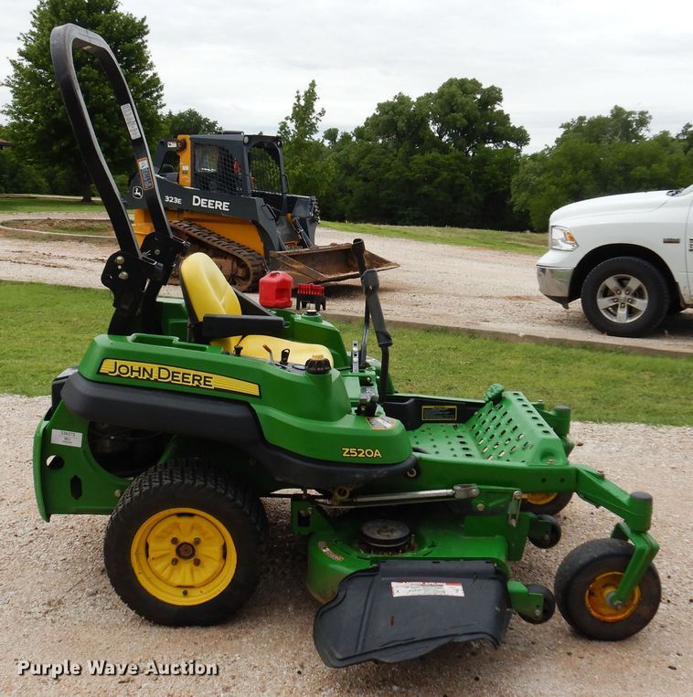 image for item DN0354 John Deere ZTrak Z520A  ZTR lawn mower