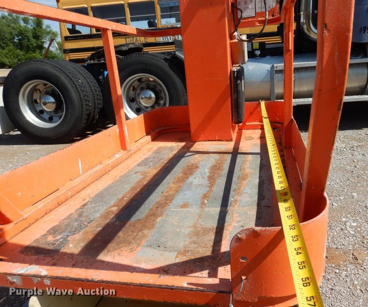 image for item DN0358 2007 JLG 1230ES  scissor lift