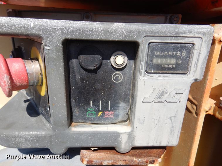 image for item DN0358 2007 JLG 1230ES  scissor lift