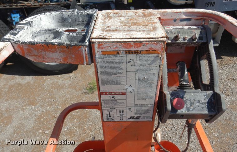 image for item DN0358 2007 JLG 1230ES  scissor lift