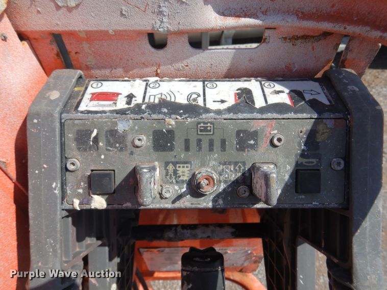 image for item DN0358 2007 JLG 1230ES  scissor lift