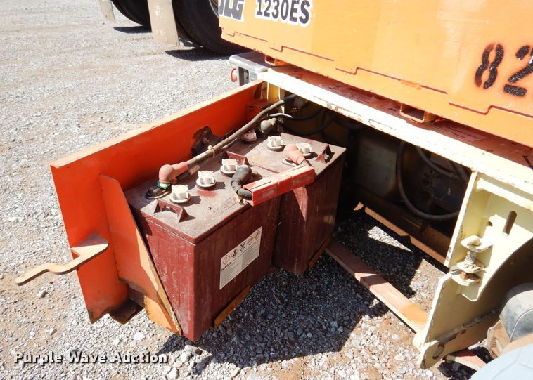 image for item DN0358 2007 JLG 1230ES  scissor lift