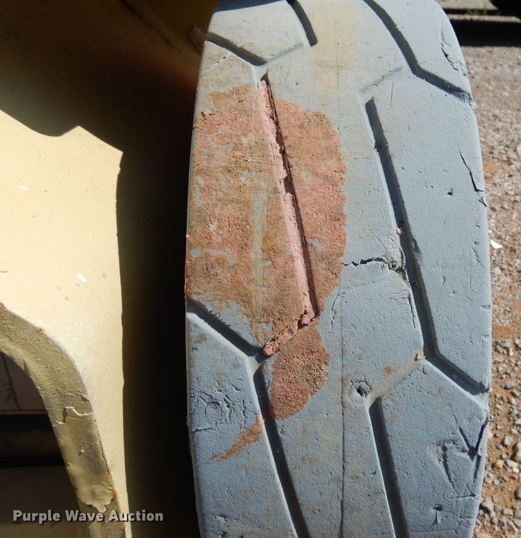 image for item DN0358 2007 JLG 1230ES  scissor lift