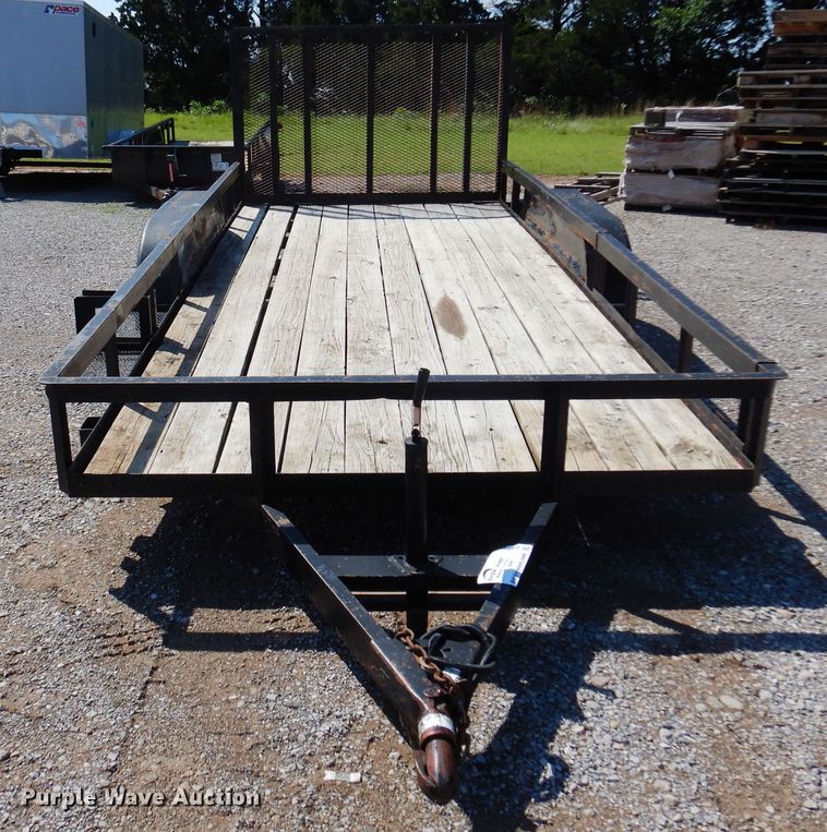 image for item DN0359 2004 Lonestar  utility trailer