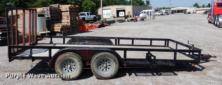 image for item DN0359 2004 Lonestar  utility trailer