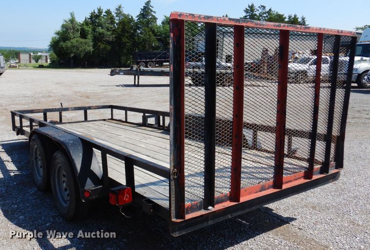 image for item DN0359 2004 Lonestar  utility trailer