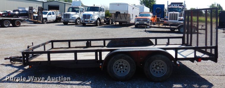image for item DN0359 2004 Lonestar  utility trailer