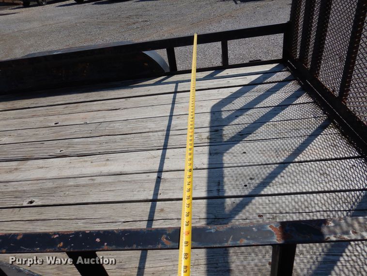 image for item DN0359 2004 Lonestar  utility trailer