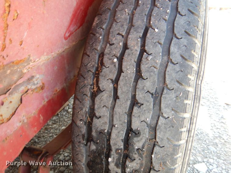 image for item DN0359 2004 Lonestar  utility trailer