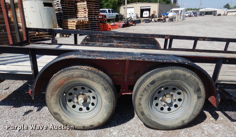 image for item DN0359 2004 Lonestar  utility trailer