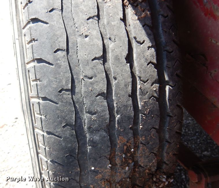 image for item DN0359 2004 Lonestar  utility trailer