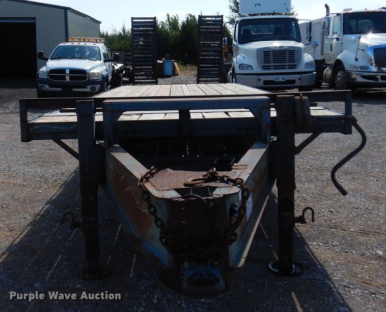 image for item DN0363 1999 Starlite  Equipment trailer