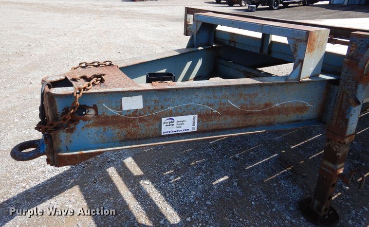 image for item DN0363 1999 Starlite  Equipment trailer