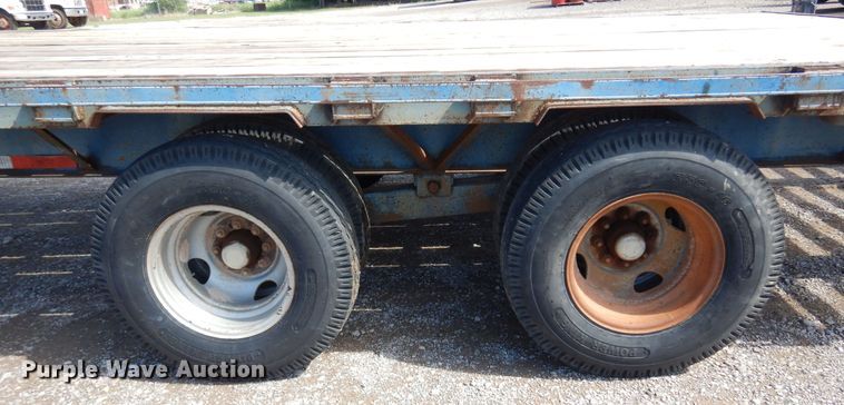 image for item DN0363 1999 Starlite  Equipment trailer