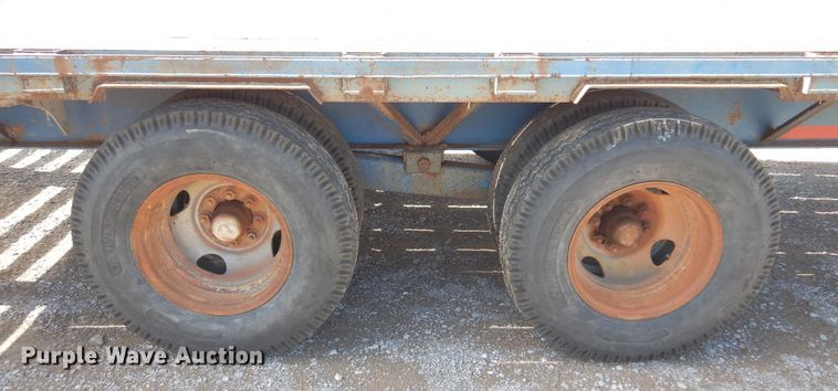 image for item DN0363 1999 Starlite  Equipment trailer