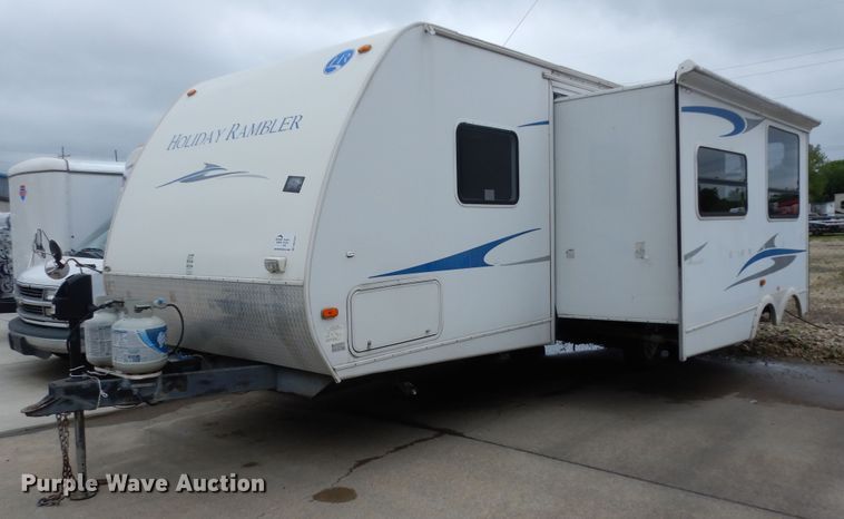 image for item DN1561 2010 Holiday Rambler Campmaster  camper