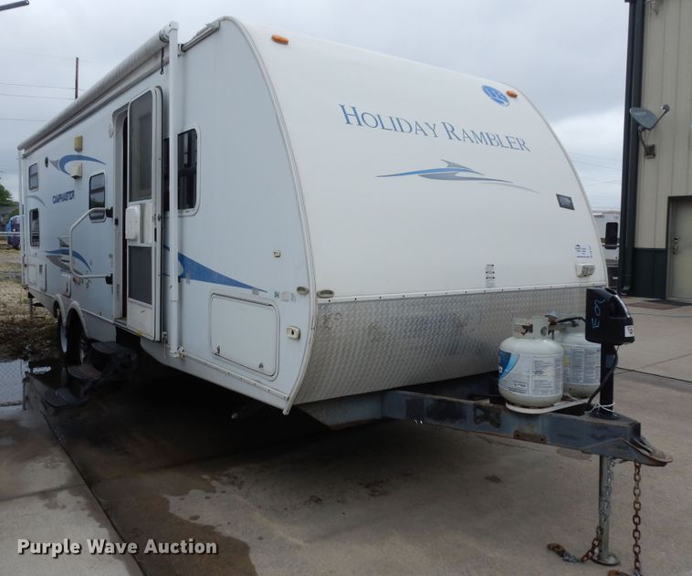 image for item DN1561 2010 Holiday Rambler Campmaster  camper