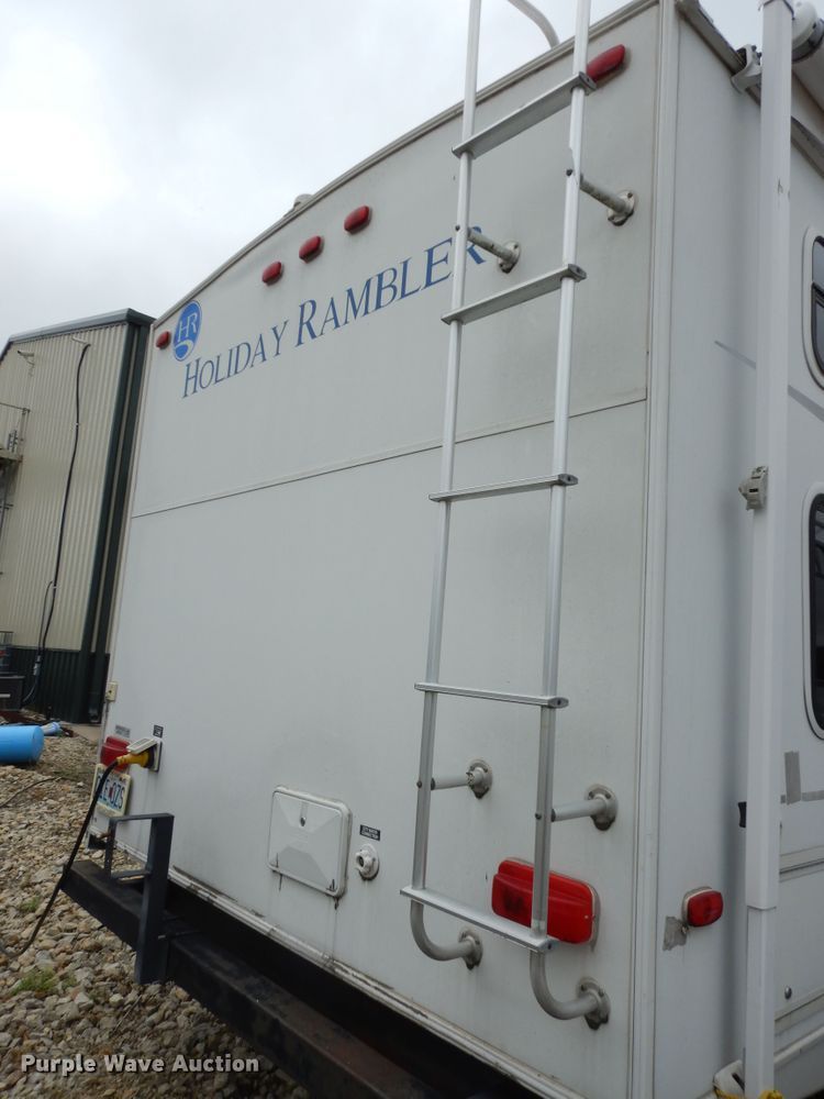 image for item DN1561 2010 Holiday Rambler Campmaster  camper