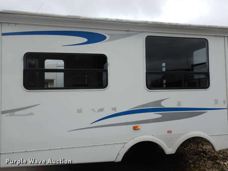 image for item DN1561 2010 Holiday Rambler Campmaster  camper