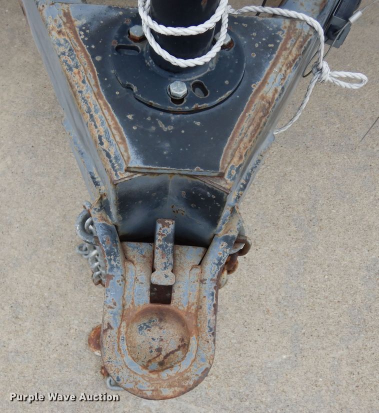 image for item DN1561 2010 Holiday Rambler Campmaster  camper