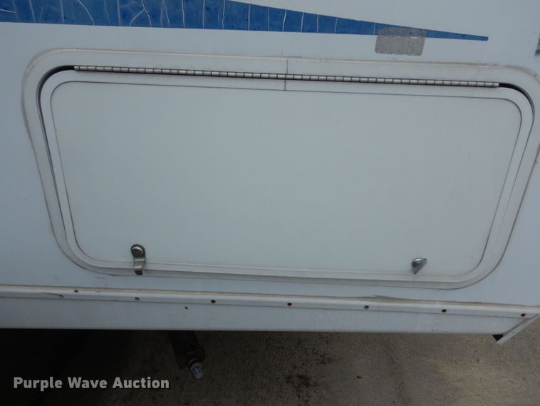 image for item DN1561 2010 Holiday Rambler Campmaster  camper