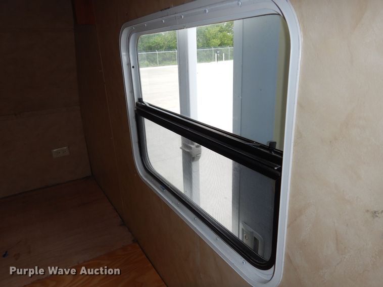 image for item DN1561 2010 Holiday Rambler Campmaster  camper