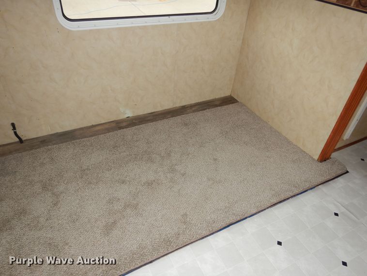 image for item DN1561 2010 Holiday Rambler Campmaster  camper