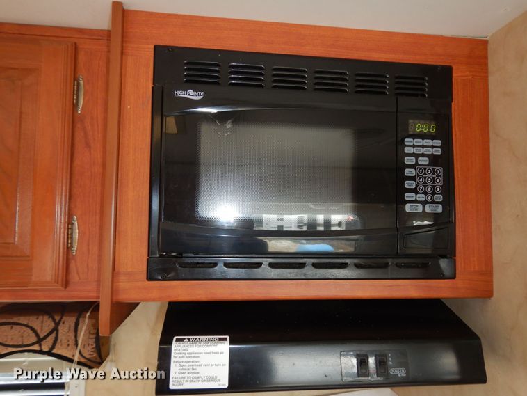 image for item DN1561 2010 Holiday Rambler Campmaster  camper