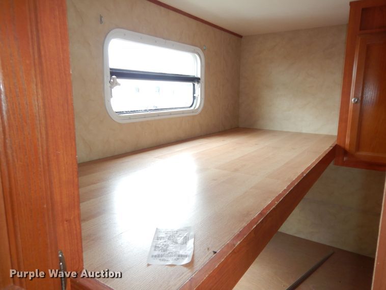 image for item DN1561 2010 Holiday Rambler Campmaster  camper