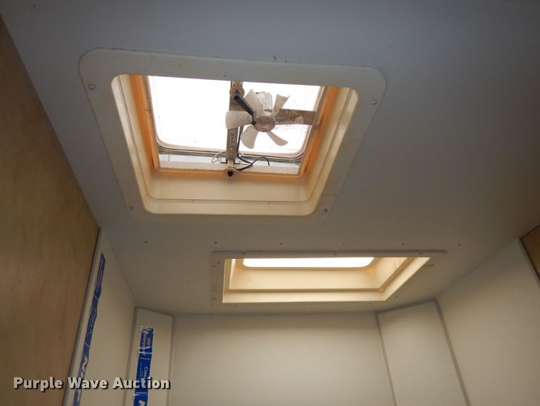 image for item DN1561 2010 Holiday Rambler Campmaster  camper