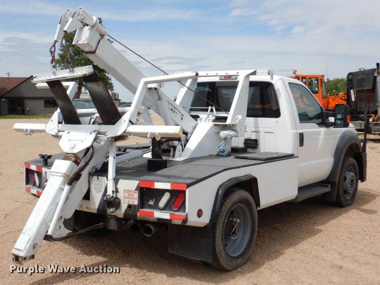 image for item DN7492 2014 Ford F550 Super Duty  tow truck