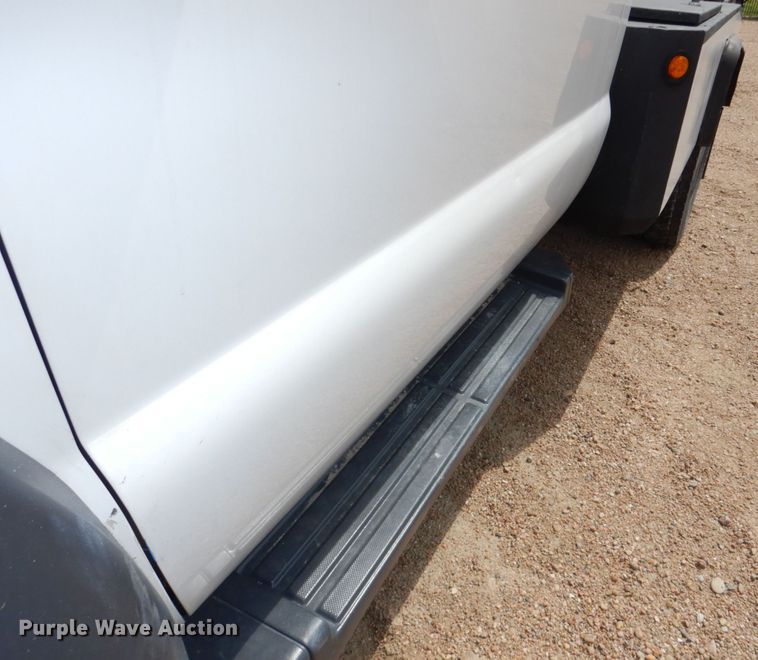 image for item DN7492 2014 Ford F550 Super Duty  tow truck