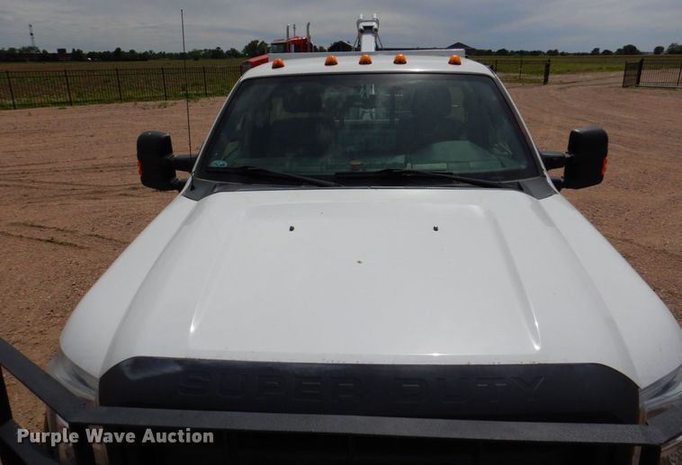 image for item DN7492 2014 Ford F550 Super Duty  tow truck