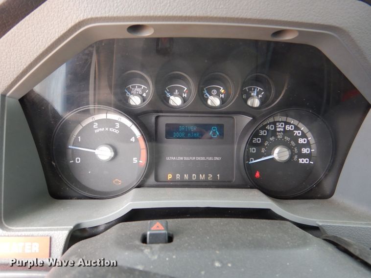 image for item DN7492 2014 Ford F550 Super Duty  tow truck