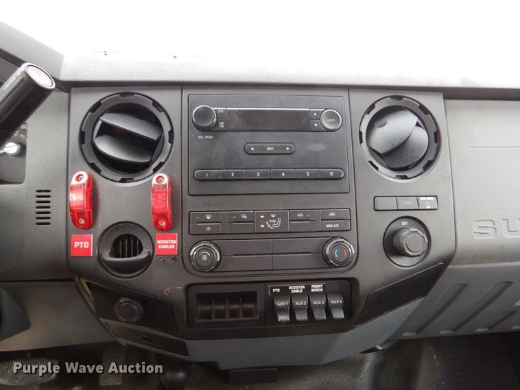 image for item DN7492 2014 Ford F550 Super Duty  tow truck