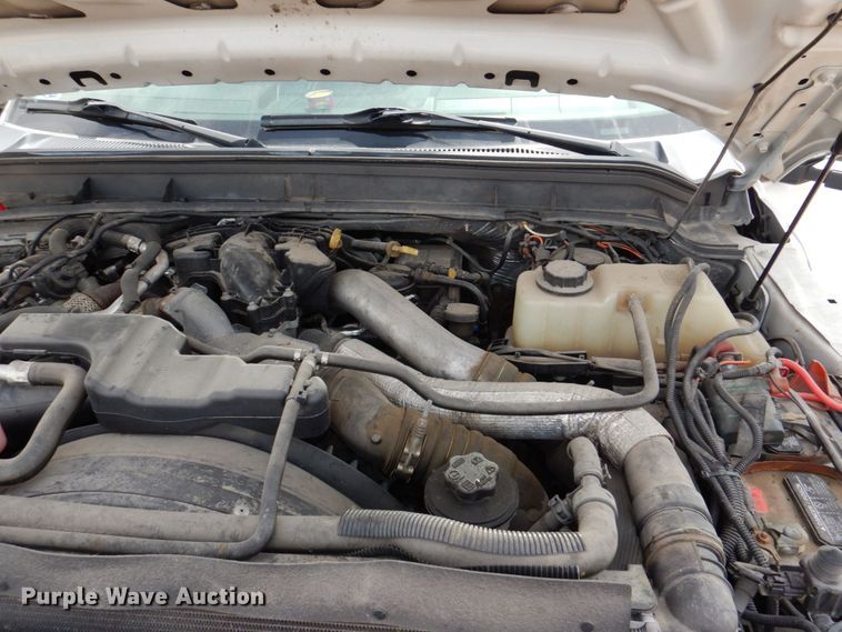 image for item DN7492 2014 Ford F550 Super Duty  tow truck