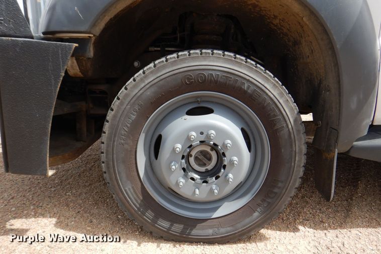 image for item DN7492 2014 Ford F550 Super Duty  tow truck