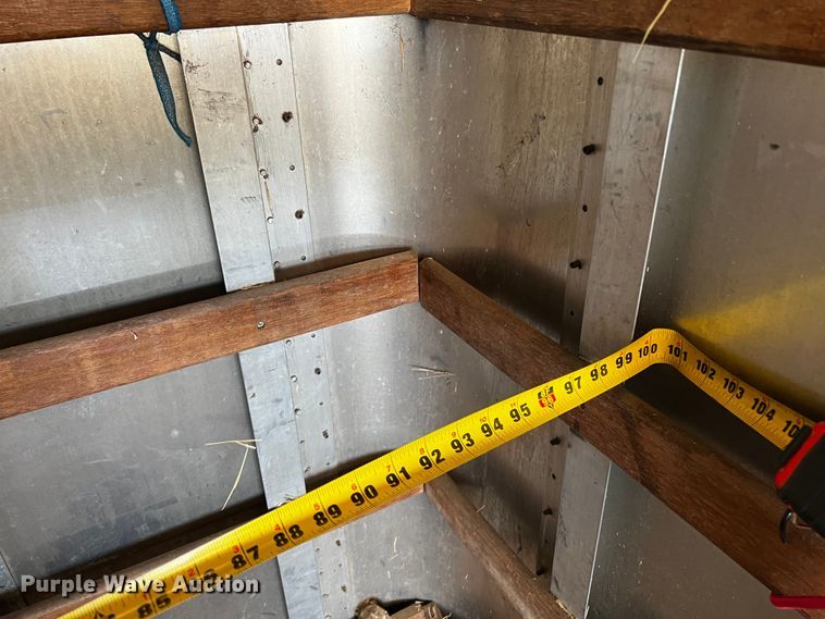 image for item DP4023 2005 International 4300  box truck