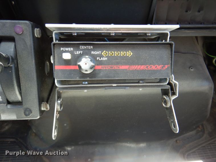 image for item DP4025 1994 International 4700  mobile command center truck