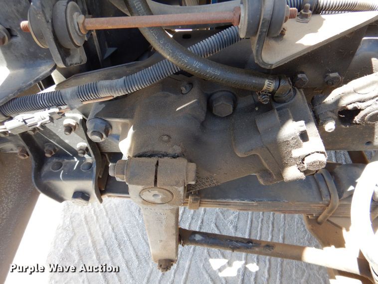 image for item DP4025 1994 International 4700  mobile command center truck