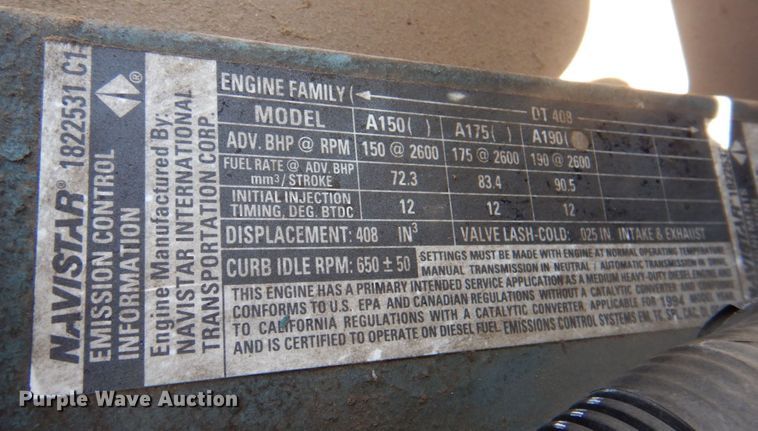 image for item DP4025 1994 International 4700  mobile command center truck