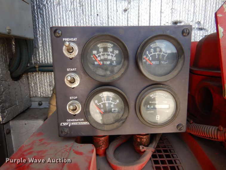 image for item DP4025 1994 International 4700  mobile command center truck